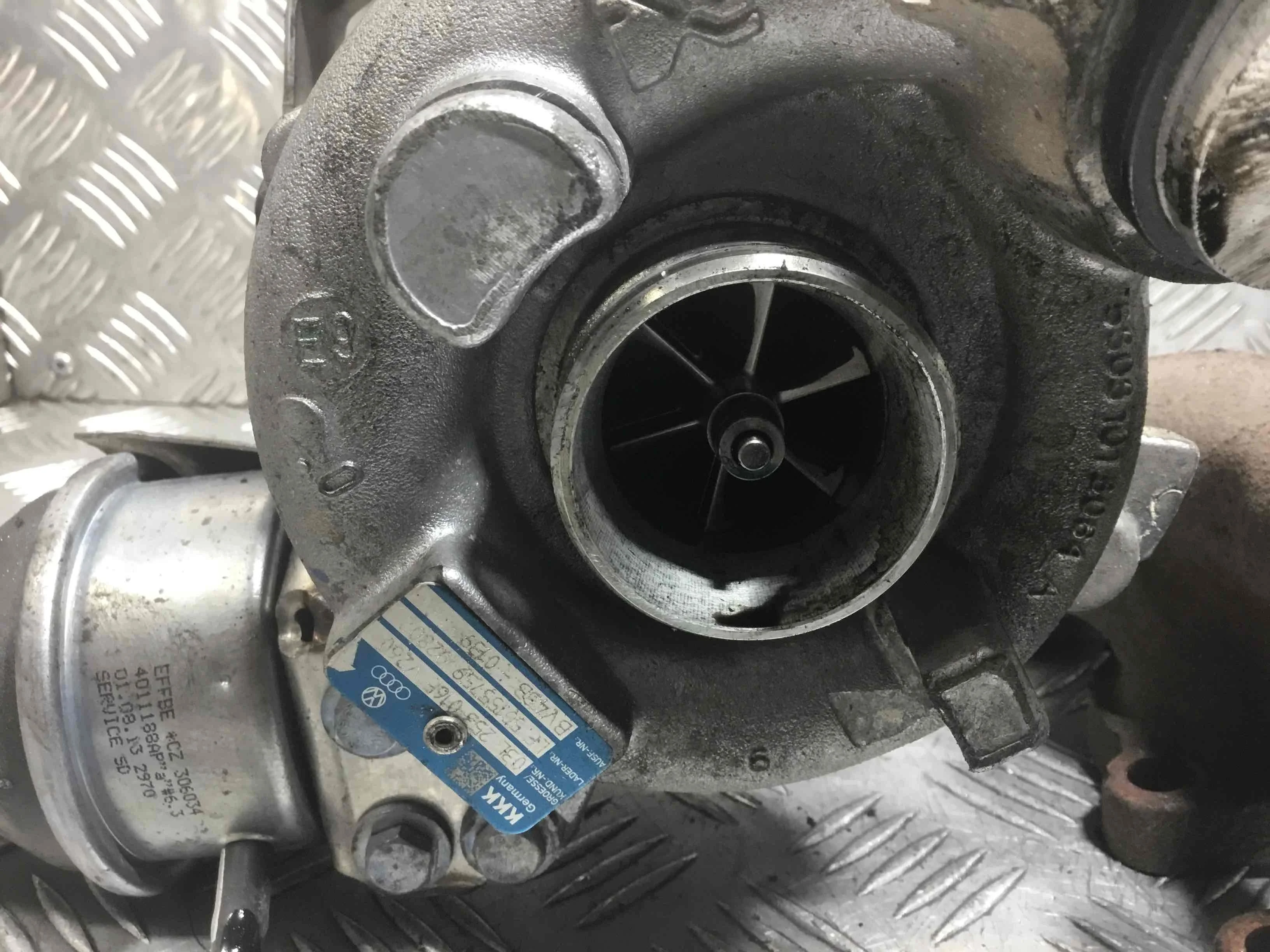 Турбина Volkswagen Golf 6 поколение (2008-2015) дизель 2.0 TDI DSG Х/б