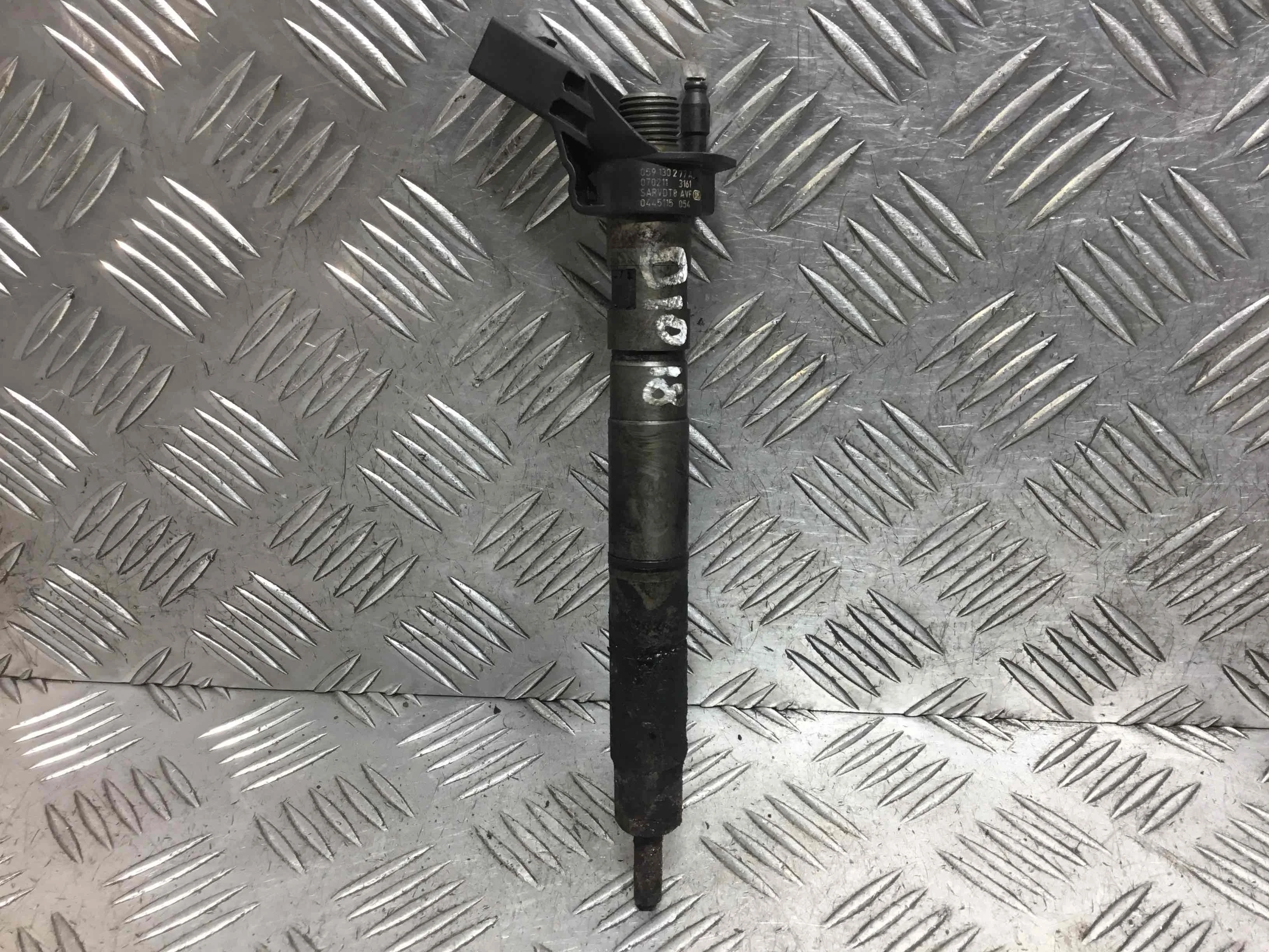 Форсунка Audi A6 C6/4F (2004-2008) дизель 2.7  Механика Седан