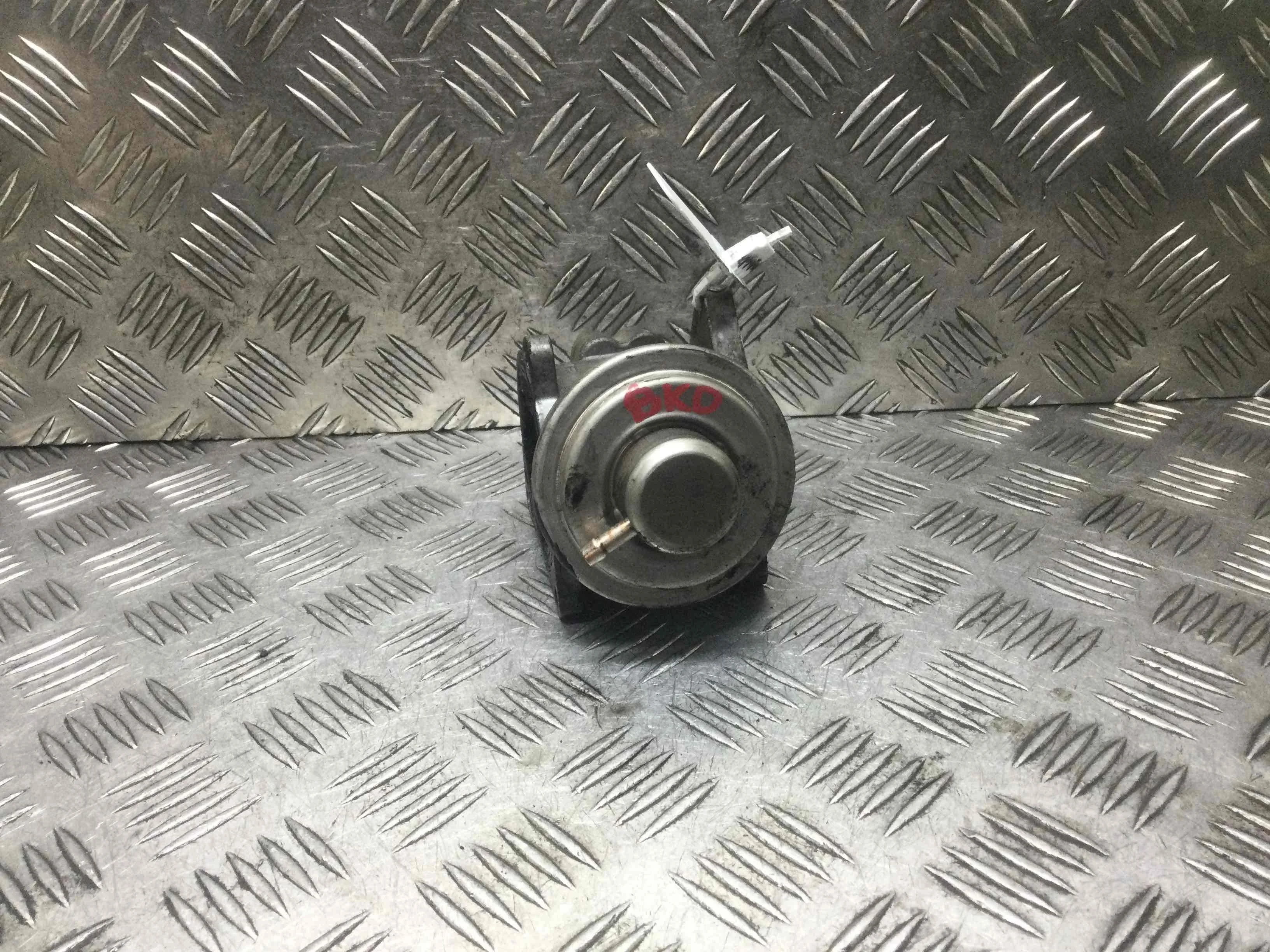 Клапан EGR Volkswagen Golf 4 поколение (1997-2004) дизель 2.0 TDI Механика Х/б