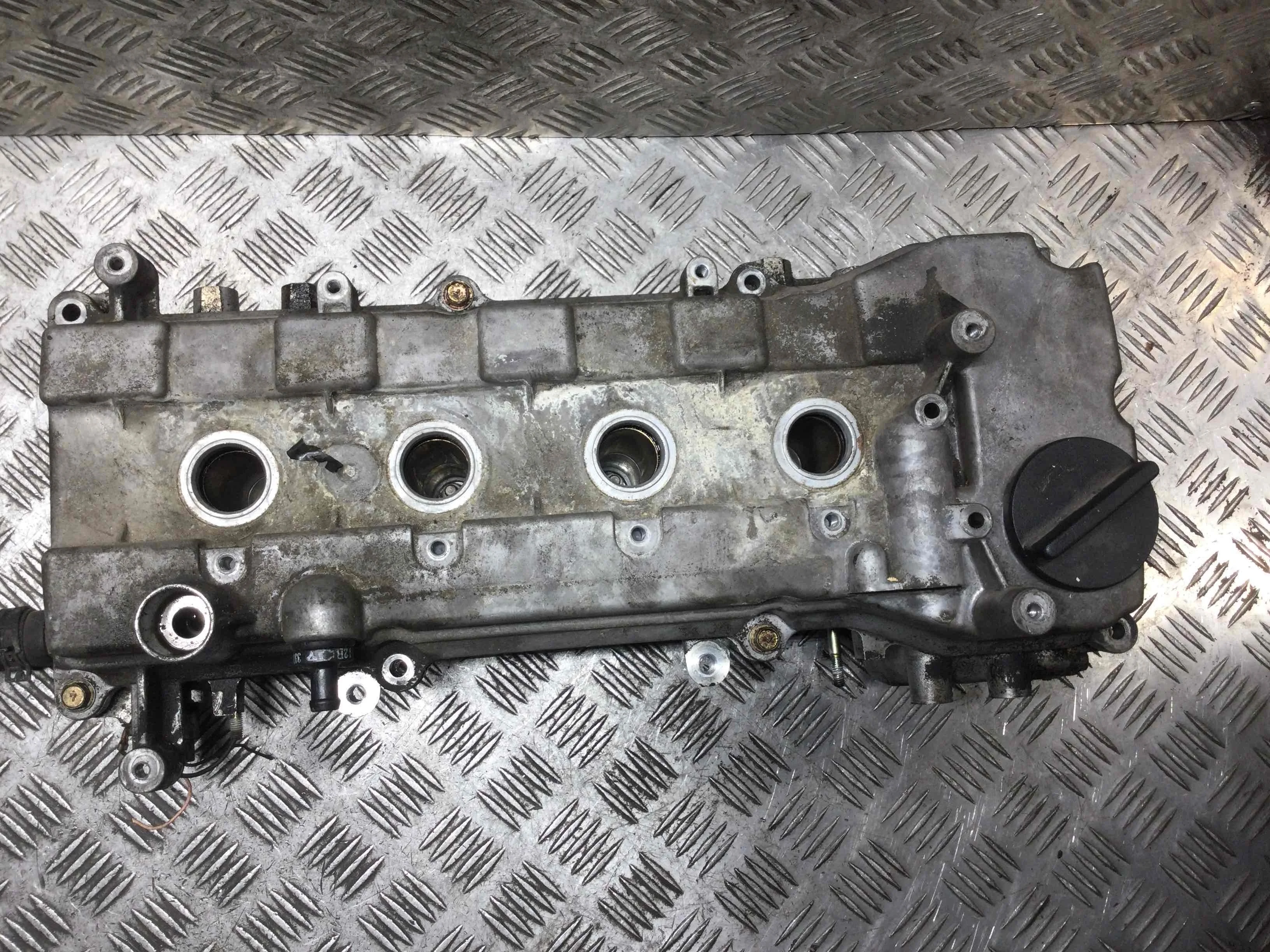 Головка блока цилиндров Nissan Micra K12 (2002-2010) бензин 1.2  Механика Х/б