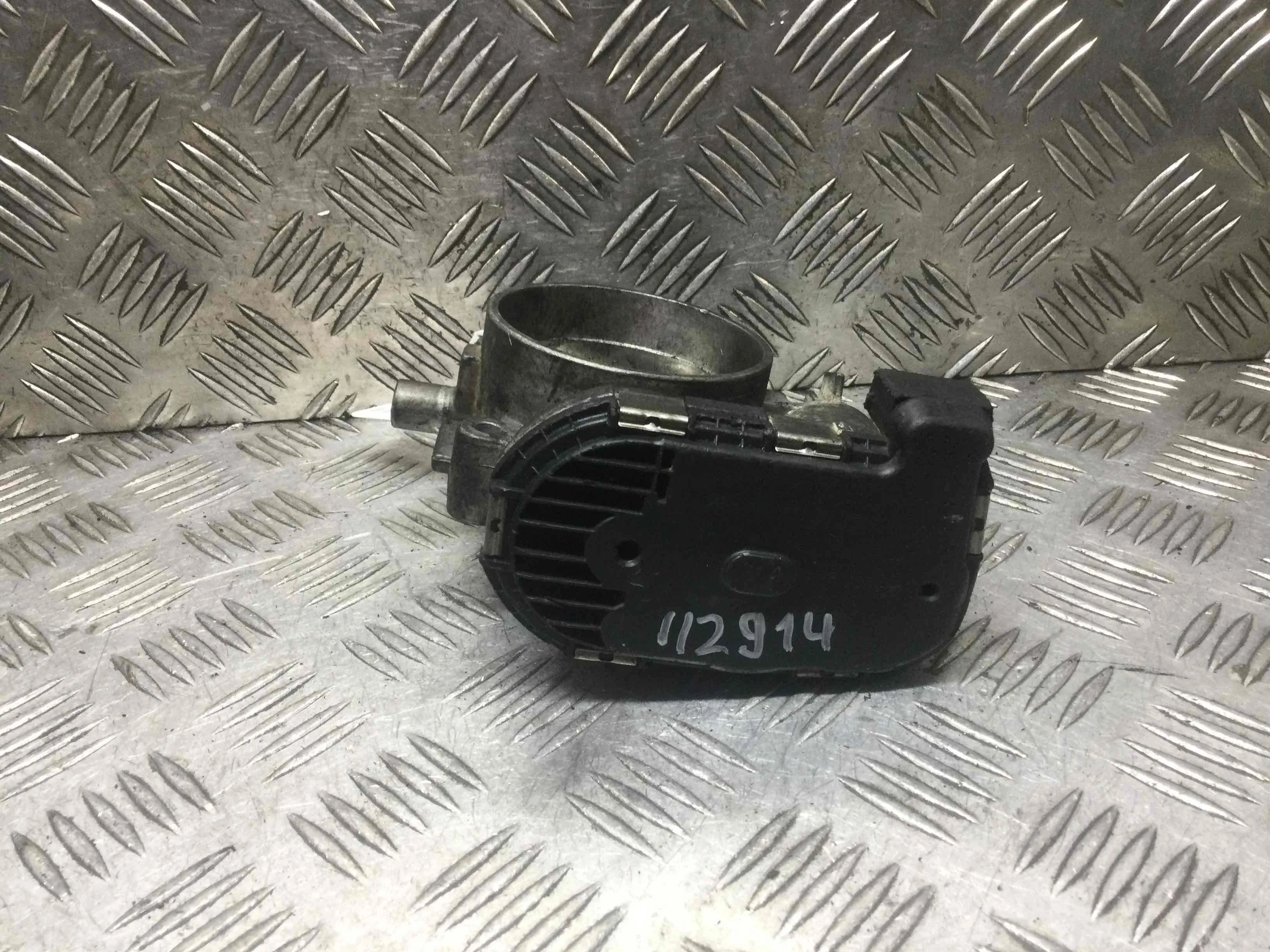 Заслонка дроссельная Mercedes E-klasse E-klasse (W210) 1995 - 2003 бензин 2.6 i Автомат Седан