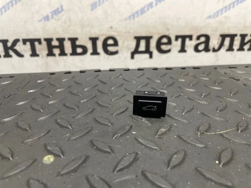 Кнопка открывания багажника Bmw 330I 2018 61319200316 F30 B46B20B