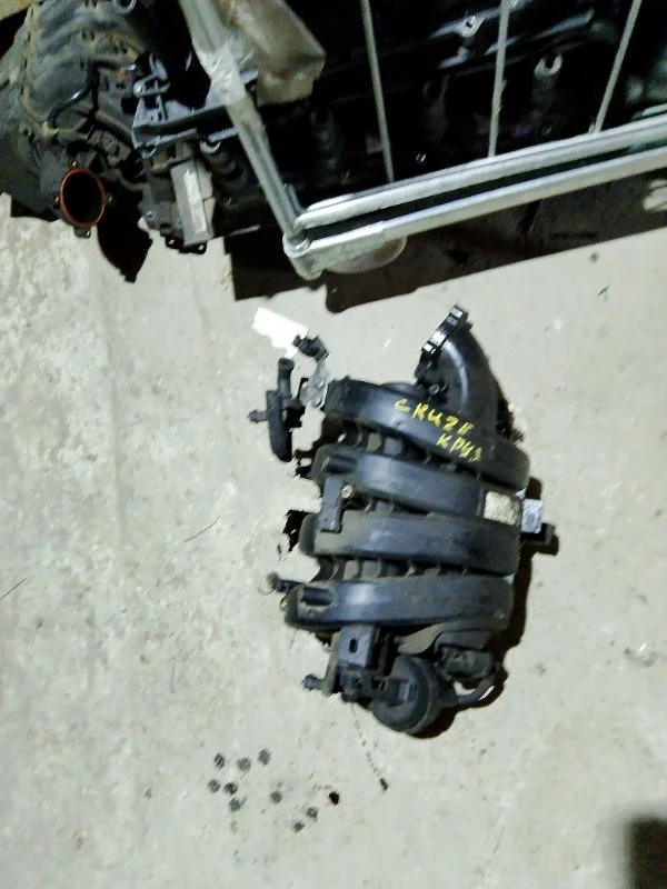 Коллектор впускной Chevrolet Cruze 2011