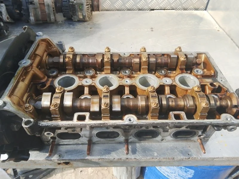 Головка блока цилиндров Opel Astra 2011 J