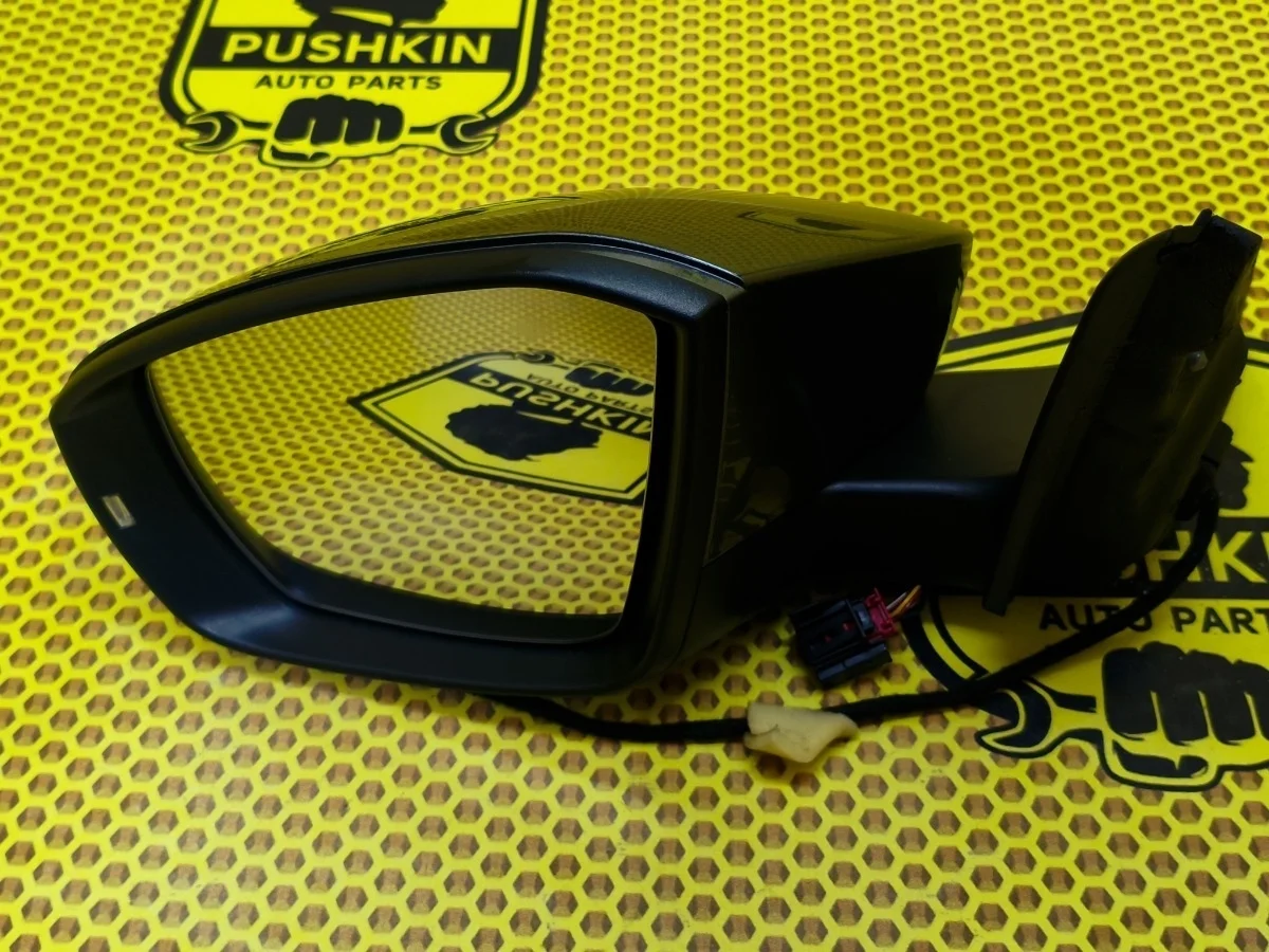 Зеркало заднего вида Skoda Octavia 2018 5E1857507N A7 CZDA, левое