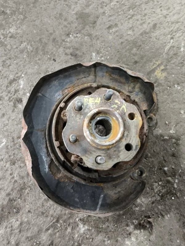 Кулак задний левый Nissan Pathfinder (R51M) 2004-2013 2005 43019EB300 ВНЕДОРОЖНИК 2.5 D YD25DDTI