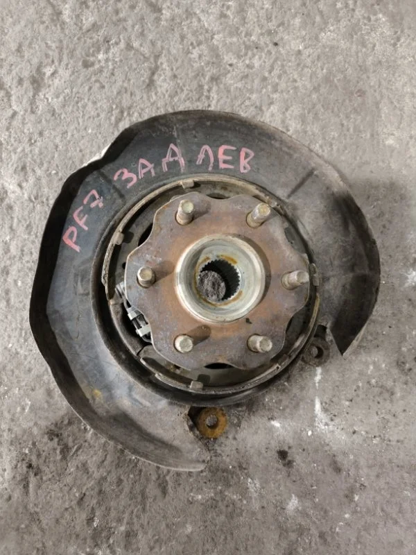 Кулак задний левый Nissan Pathfinder (R51M) 2004-2013 2006 43019EB300 ВНЕДОРОЖНИК 2.5 D YD25