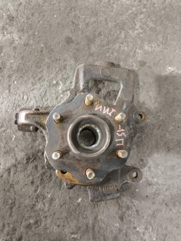 Кулак задний левый Nissan Pathfinder (R51M) 2004-2013 2008 43019EB300 ВНЕДОРОЖНИК 2.5 D YD25DDTI