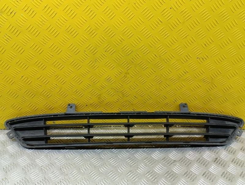 Решетка в бампер центральная Kia Optima Iv (2015-2020) 2018 86561D4500