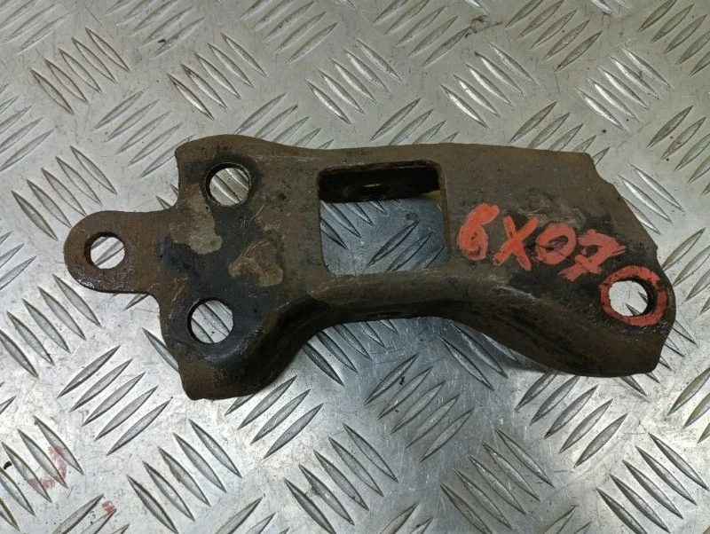 Кронштейн Toyota Rav 4 (Ca40) (2012-2019) 2014 4871742010 2.0 D 1ADFTV