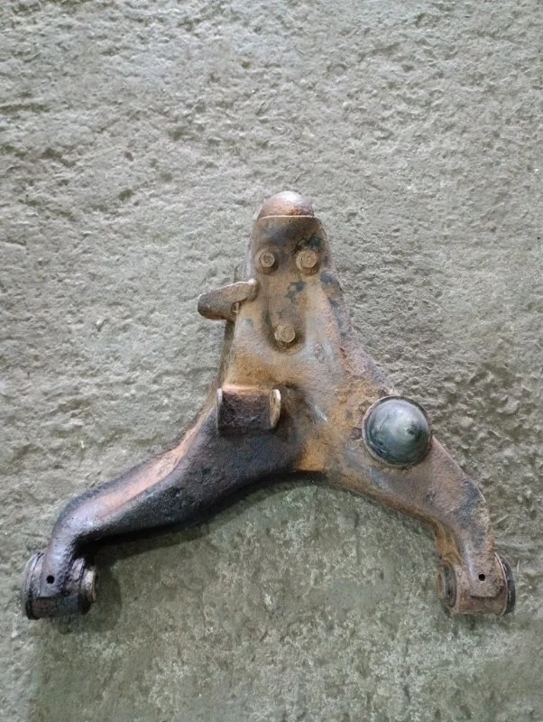 Рычаг передний нижний правый Mitsubishi L200 (2006-2015) 2012 4013A330 2.5 D 4D56