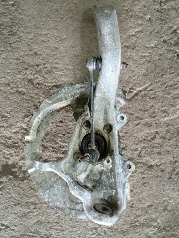 Кулак поворотный правый Bmw X5 E70 (2006—2013) 2013 31216773784 3.0 D N57