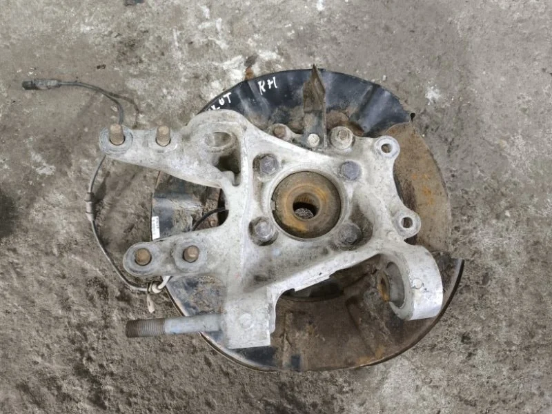 Кулак задний правый Honda Pilot Ii (2008-2015) 2011 52210SZAA02