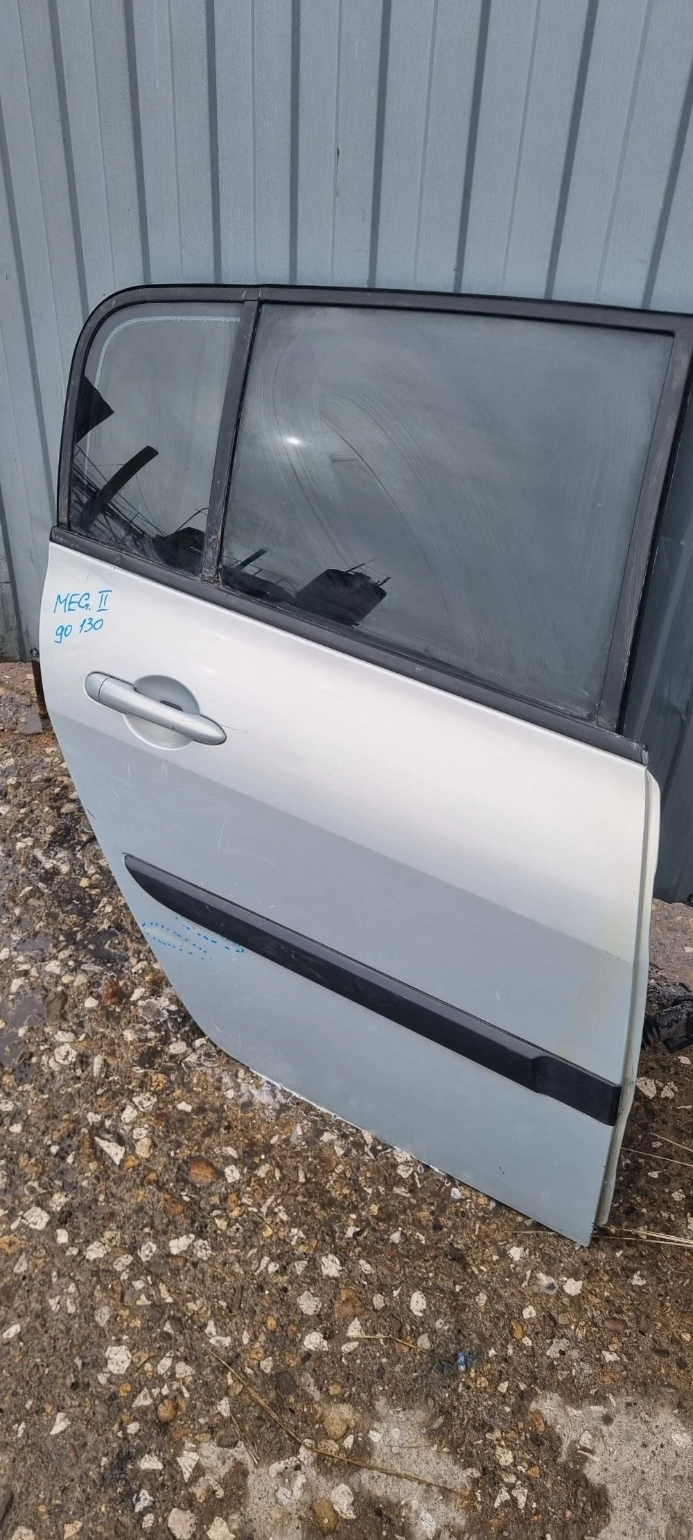 Дверь задняя правая  Renault Megane II 2003-2009