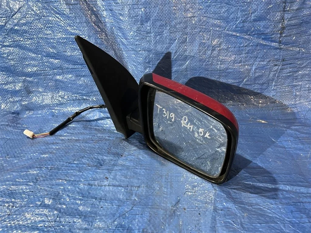 Б.у. зеркало (праворуль) NISSAN X-TRAIL T31 NISSAN X-TRAIL T31