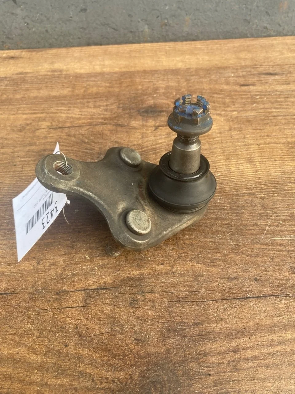 Шаровая опора Toyota Auris 2010 4333019245 ZRE151