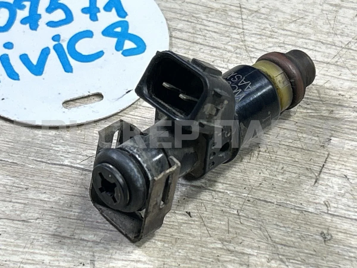 Форсунка топливная бензиновая Хонда Цивик 8 4D (FD)