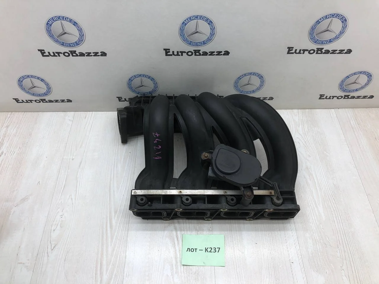 Впускной коллектор Mercedes Om646