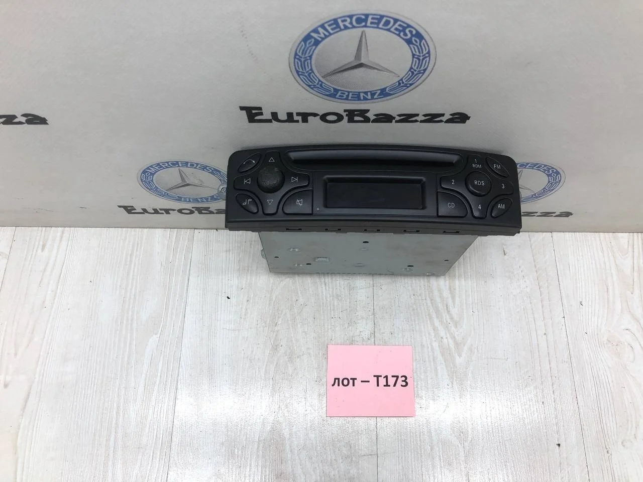 Магнитола Mercedes W203