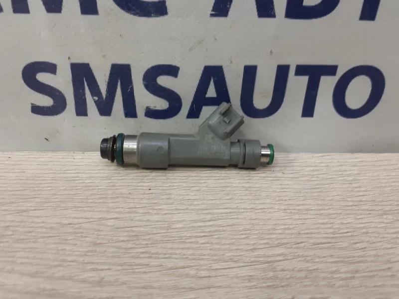 Форсунка топливная Volvo S80 8653608 С80 4.4 B8444S