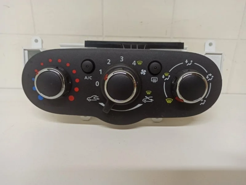 БЛОК УПРАВЛЕНИЯ КОНДИЦИОНЕРОМ RENAULT KAPTUR 2016 2017 2018 2019 2020 2021 2022 2023 2024 2025 30080047