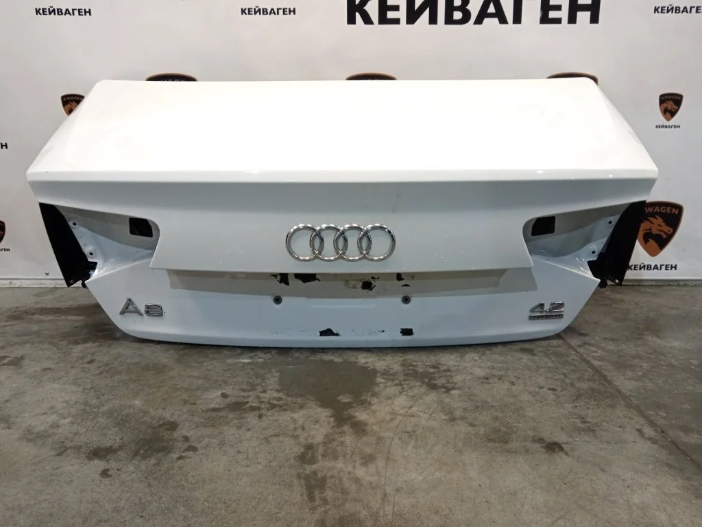 Крышка багажника Audi A8 2011 D4