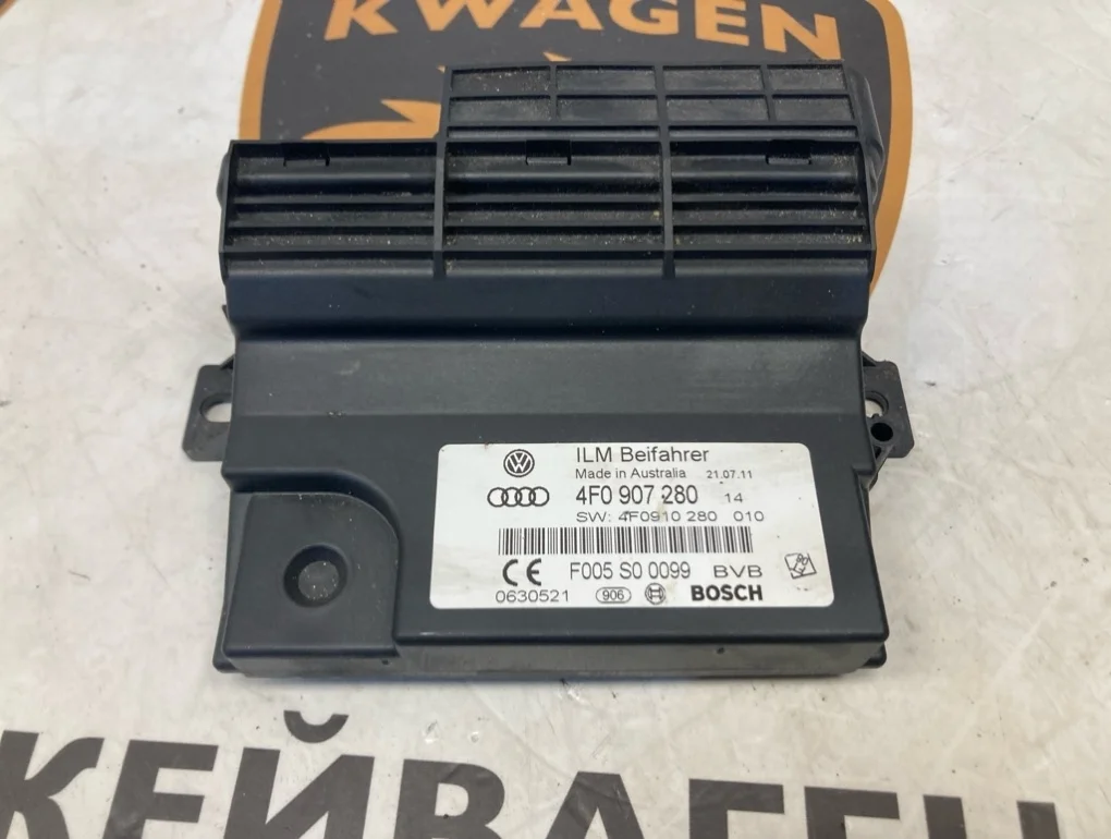 Блок управления бортовой сети Audi Q7 2011 4L