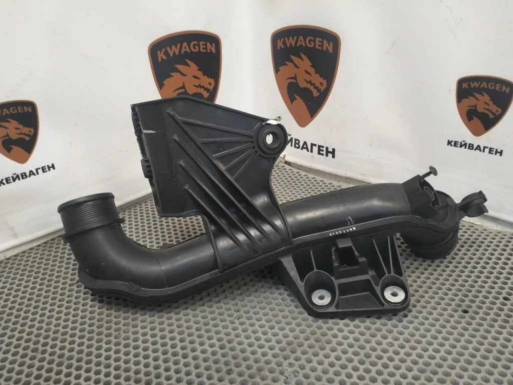 Патрубок интеркулера Audi A4 2012 B8