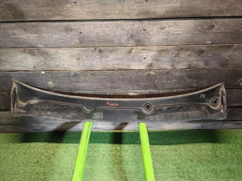 Решетка стеклоочистителя Renault Fluence