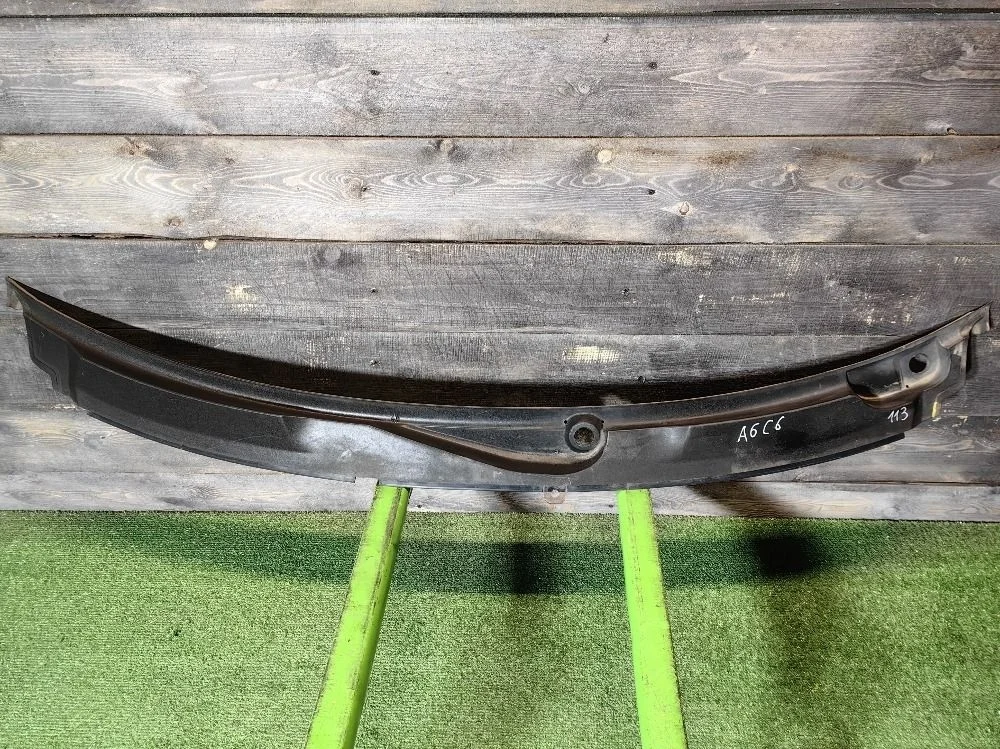 Решетка стеклоочистителя Audi A6 C6