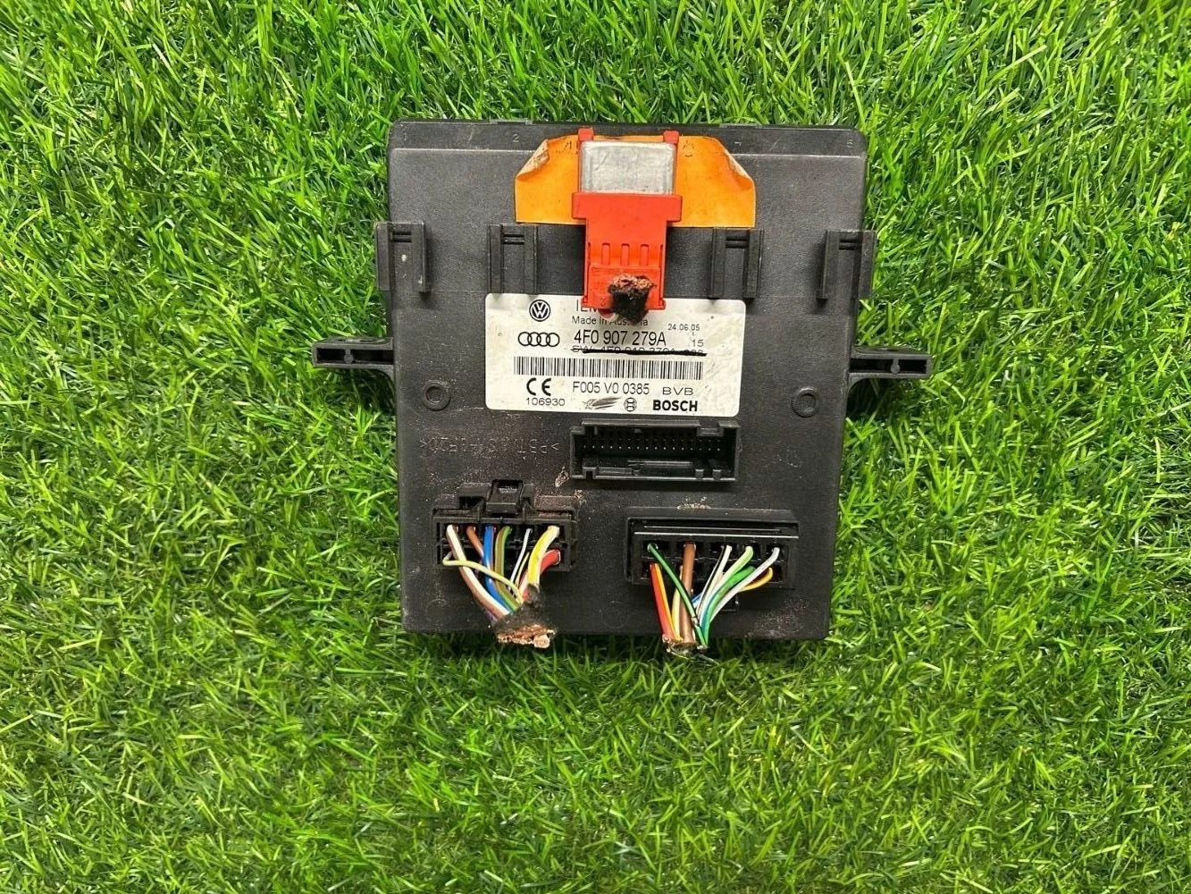 Блок управления бортовой сети Audi A6 C6