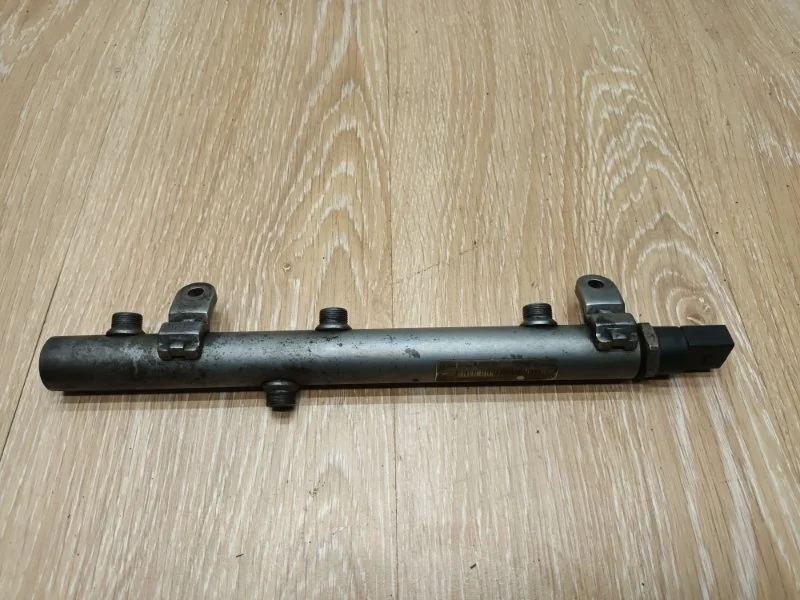 Топливная рейка Mercedes ML W164