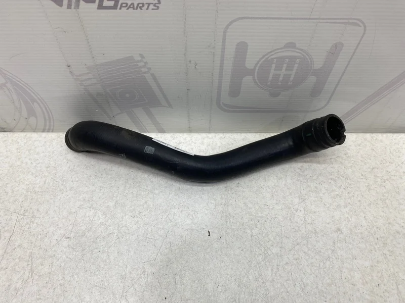 Патрубок ож Mercedes-benz 2013 W246