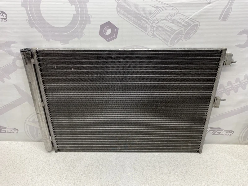 Радиатор кондиционера Mercedes-benz 2013 W246