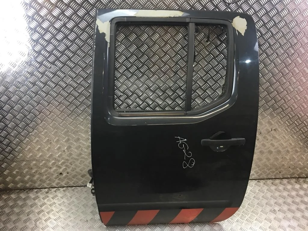 Дверь задняя левая NISSAN NAVARA D40 (2004—2010)