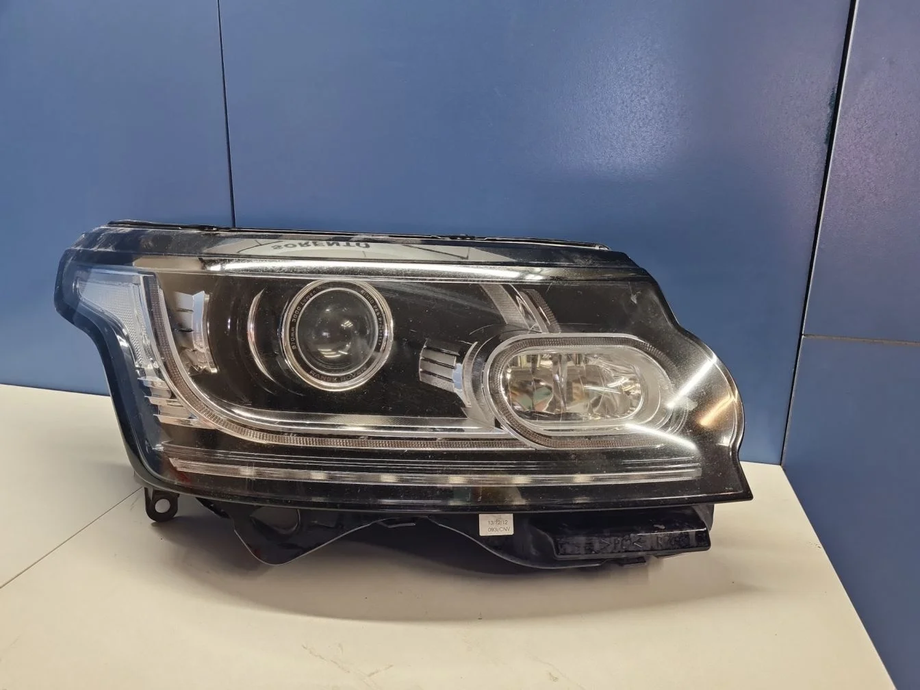 Фара правая для Land Rover Range Rover 2012-