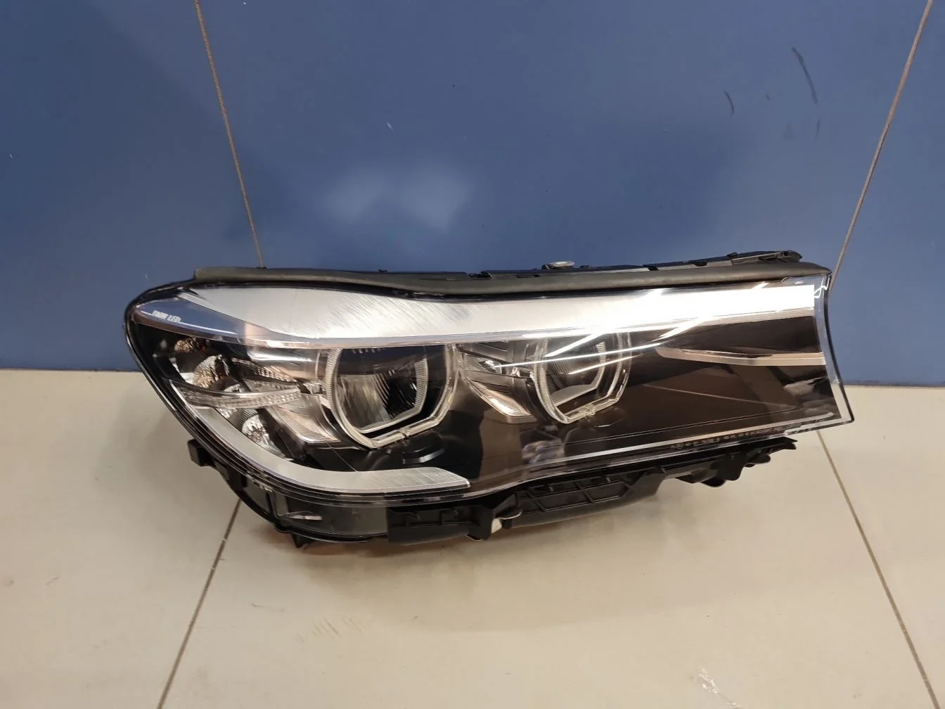 Фара правая для BMW 7 G11 G12 2015-