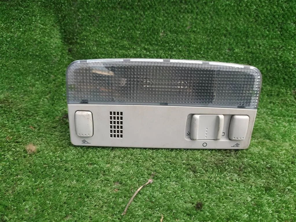 Б.у. плафон потолочный SKODA RAPID SKODA RAPID