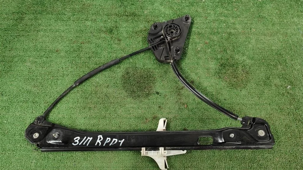 Б.у. стеклоподъемник SKODA RAPID NH SKODA RAPID NH