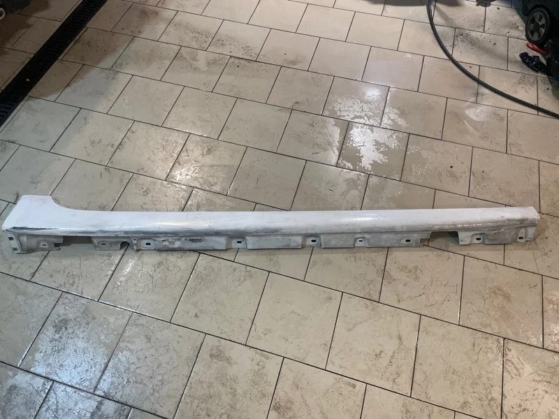 Накладка порога BMW 535i 51177233366 F07 N55B30A, правая