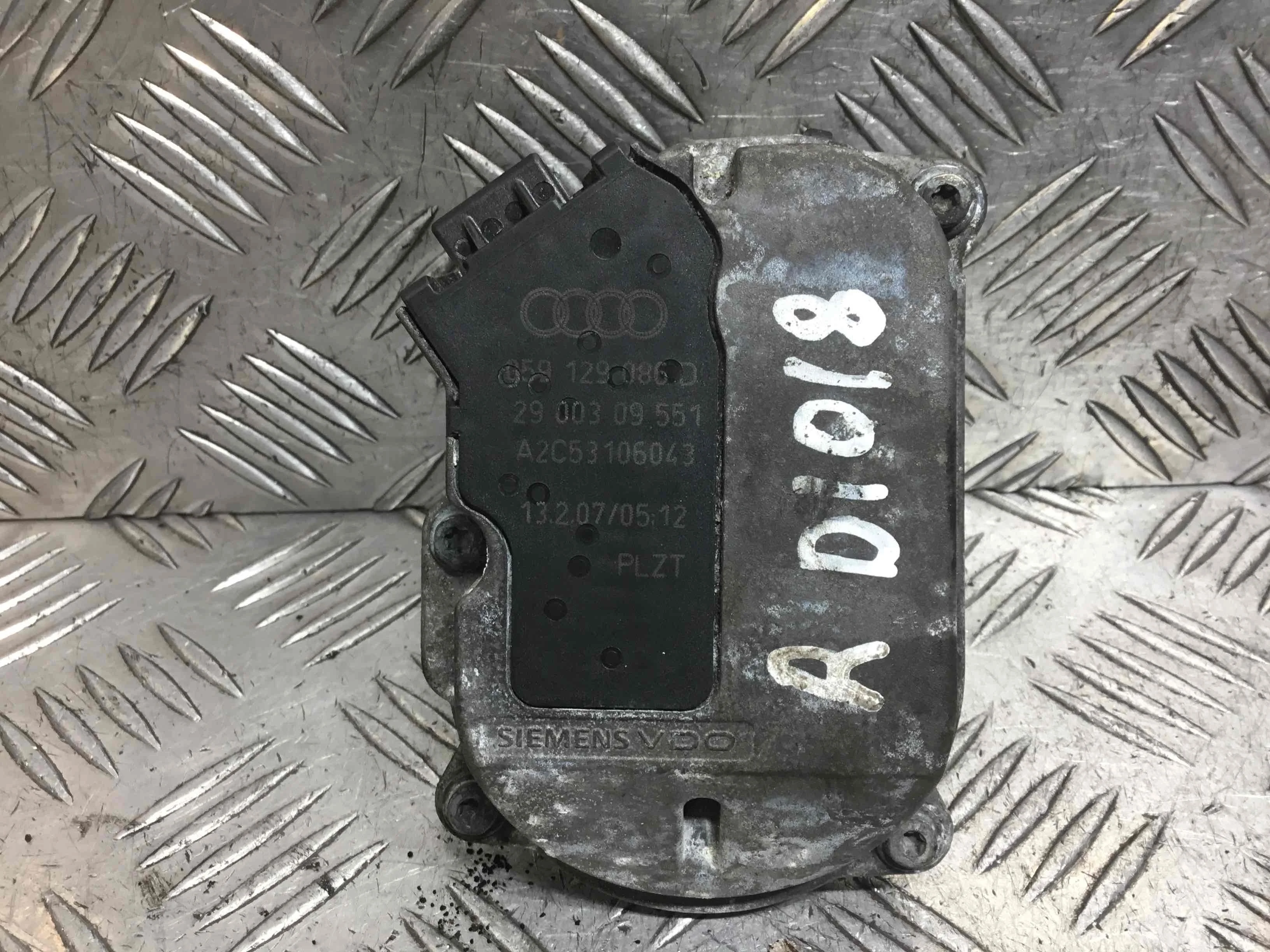 Сервопривод заслонок впускного коллектора Audi A6 C6/4F (2004-2008) дизель 2.7  Механика Седан