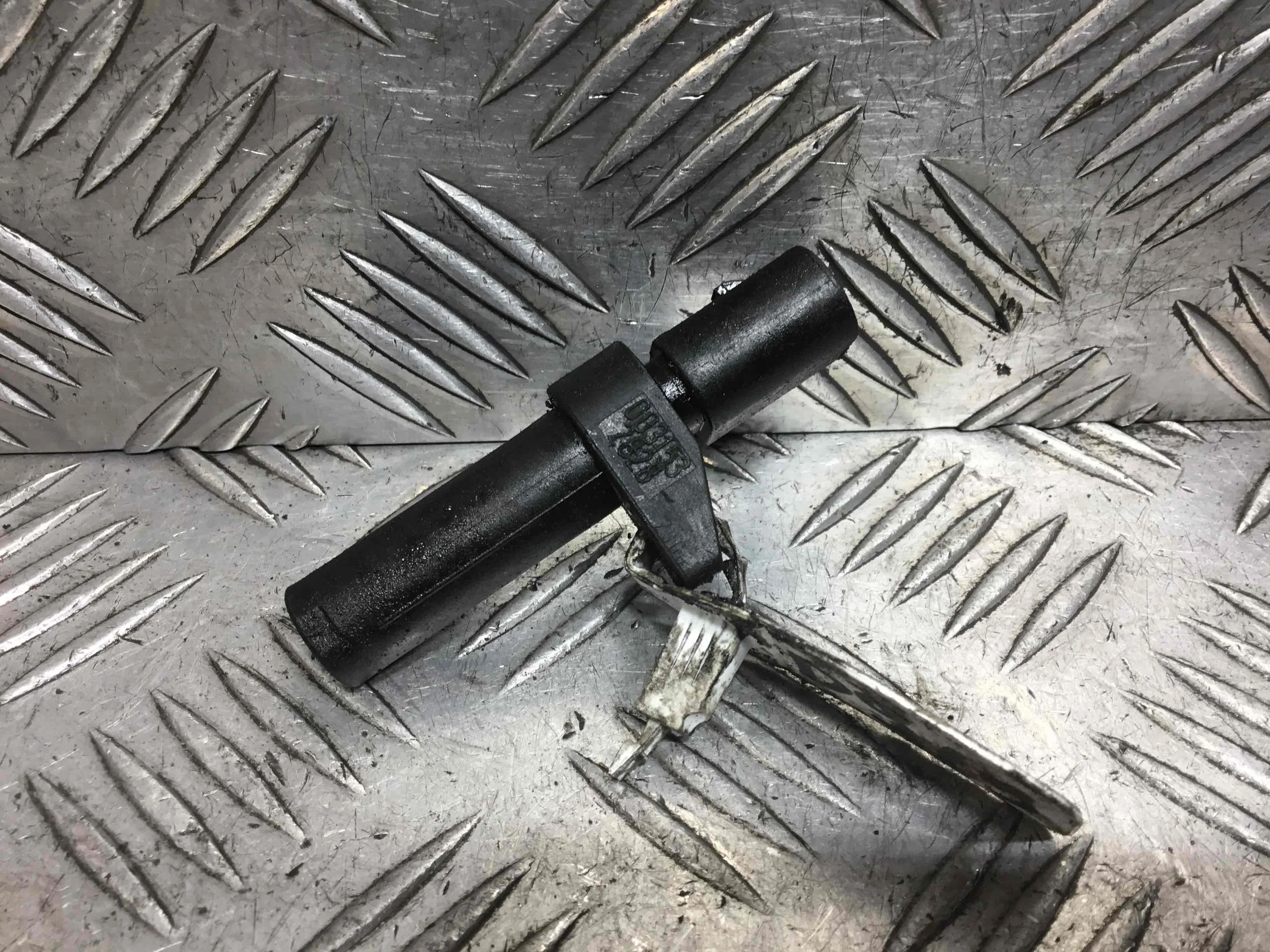 Датчик коленвала Mercedes C-klasse W203/S203/CL203 (2000-2004) дизель 2.2 CDI Автомат Седан