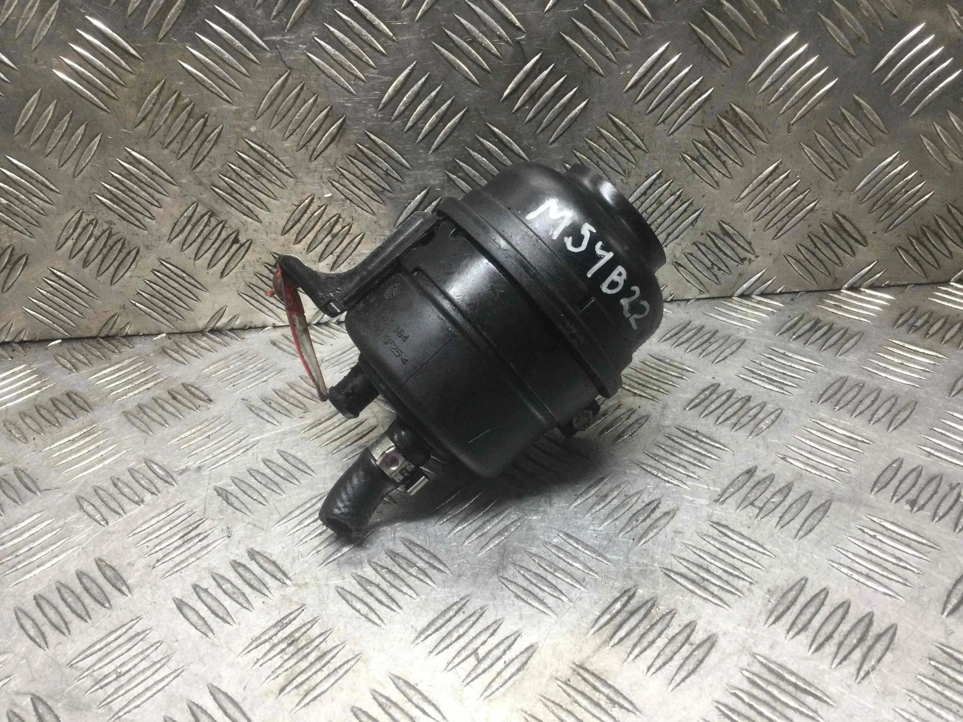 Бачок гидроусилителя BMW 3-Series 3-Series E46 1998 - 2006 бензин 2.2 i Механика Седан