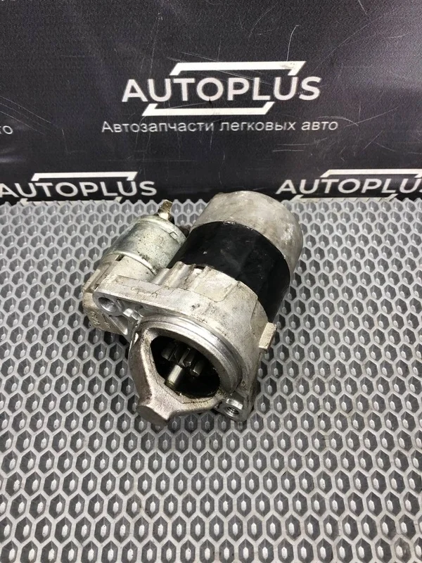 Стартер Nissan Note 2008-2013 23300AX001 E11 CR14