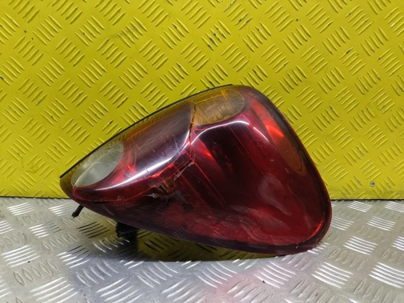 Фонарь задний правый Mitsubishi L200 (2006-2015) 2006 8330A156 ПИКАП 2.5 D 4D56