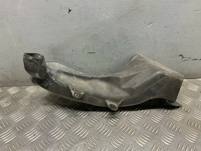 Воздуховод Lexus GS 3