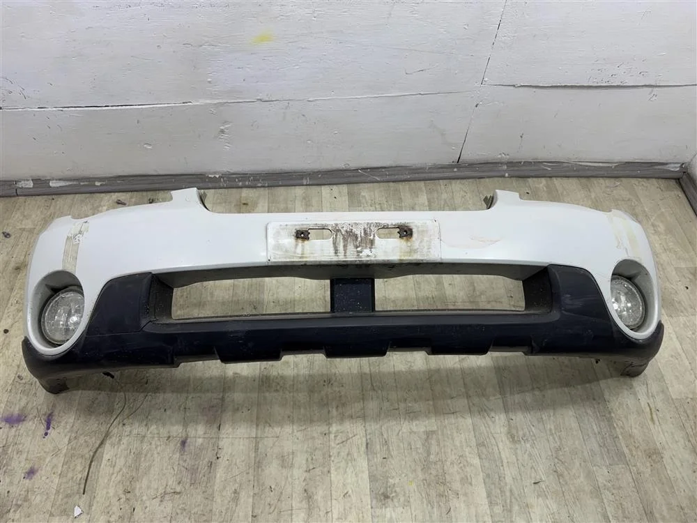 Бампер FRONT OBK 03-05 в сборев сборе с противотуманками c LED лампами 8000К, заглушка крюка белый