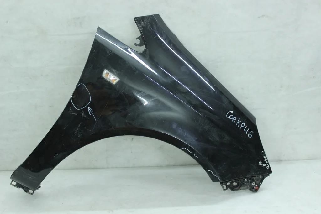 Крыло переднее правое вмятина Opel Corsa D