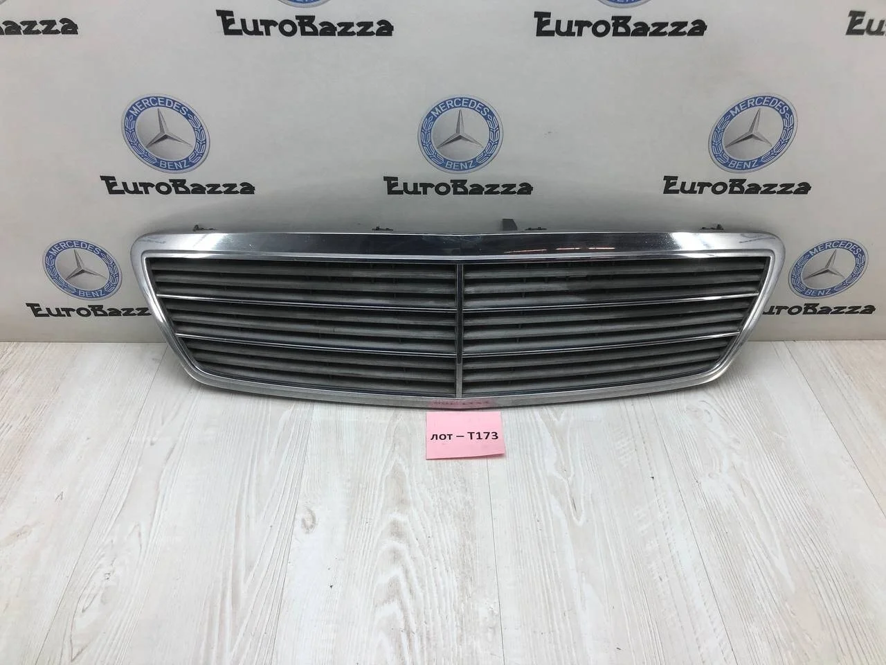 Решетка радиатора Mercedes W203