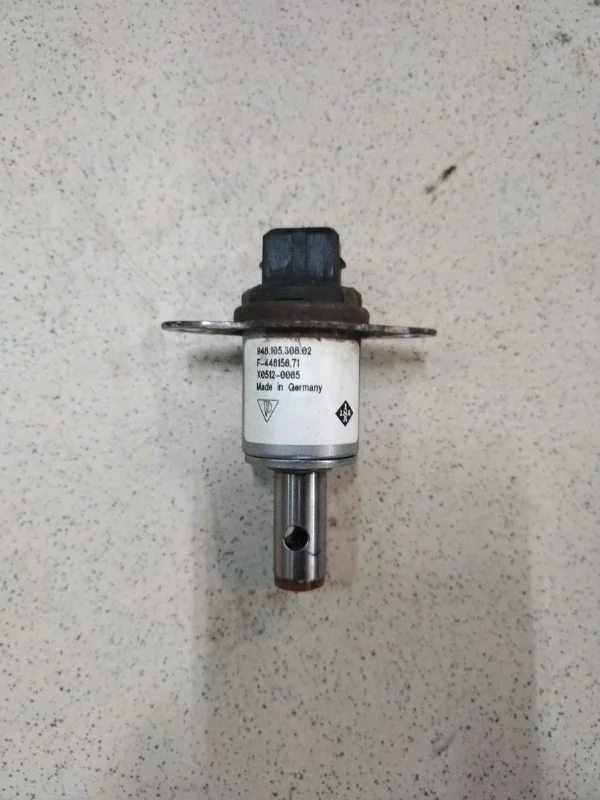 Электромагнитный клапан Porsche Cayenne 2009 957